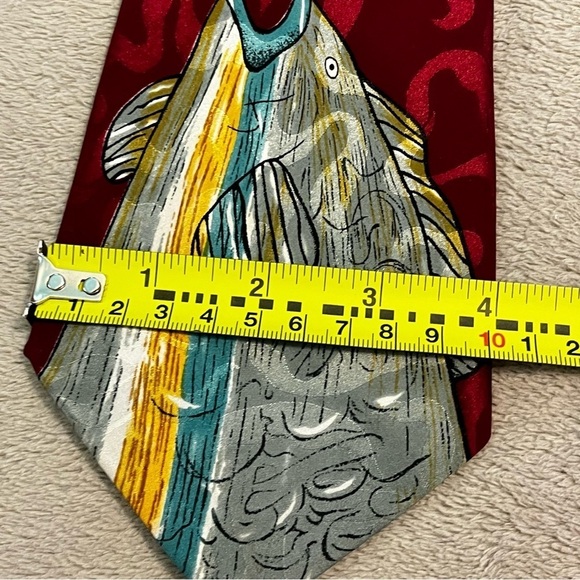 FOUR Vintage Silk Ties Fishing Novelty Prints Made in USA - Picture 12 of 14